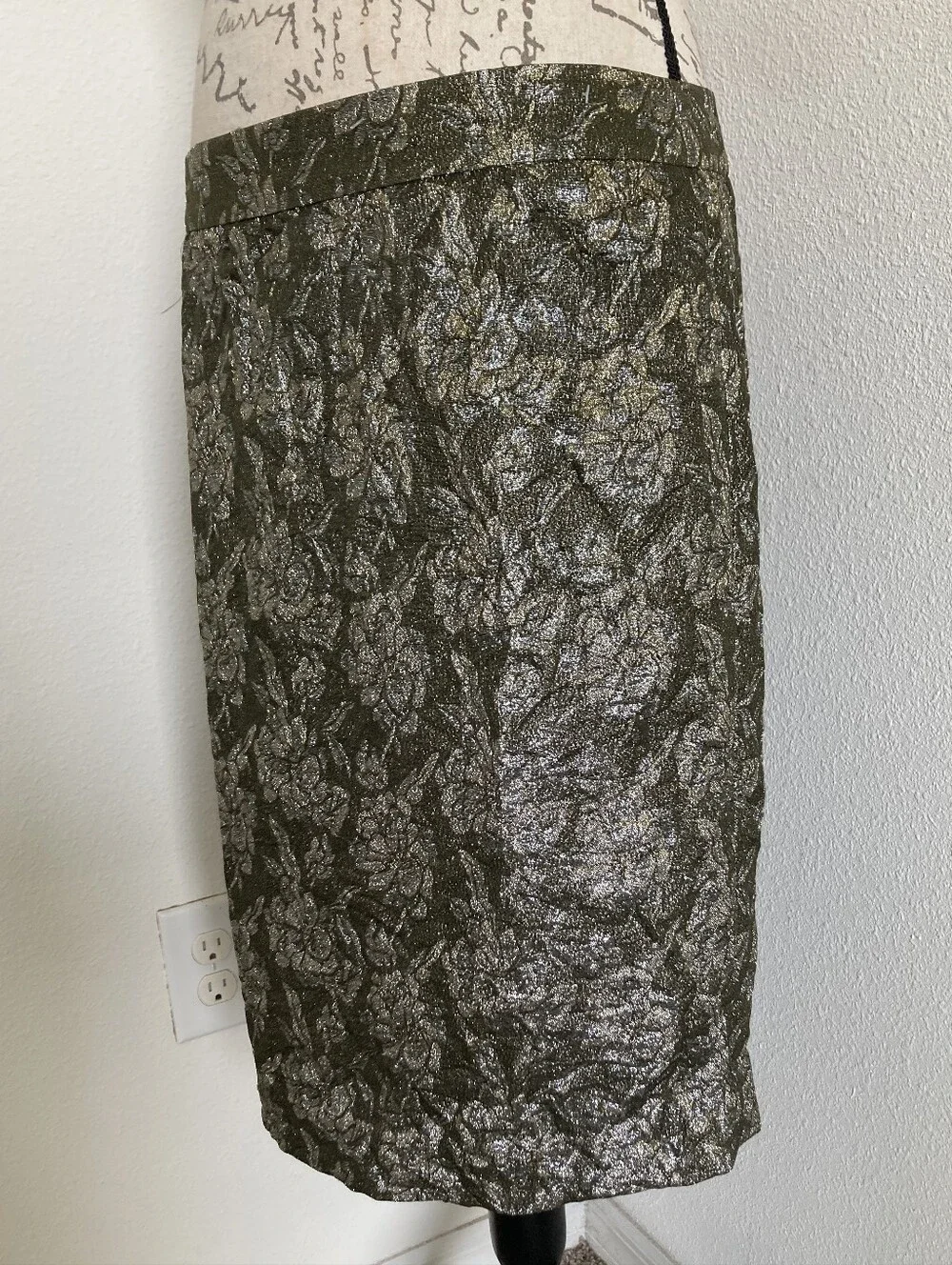 J.Crew Collection Metallic Floral Jacquard Pencil Skirt size 10 Cocktail Party